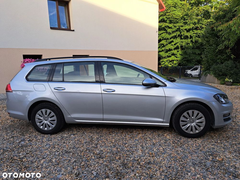 Volkswagen Golf 1.6 TDI Comfortline - 5