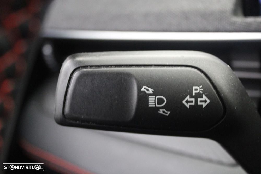 Ford Mustang Mach-E 98.7 kWh Premium AWD - 20