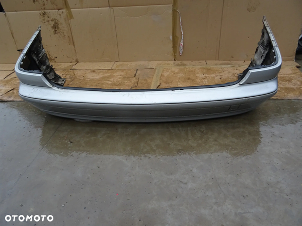 Zderzak Tył Mercedes W203 C270 744 Lift Kombi