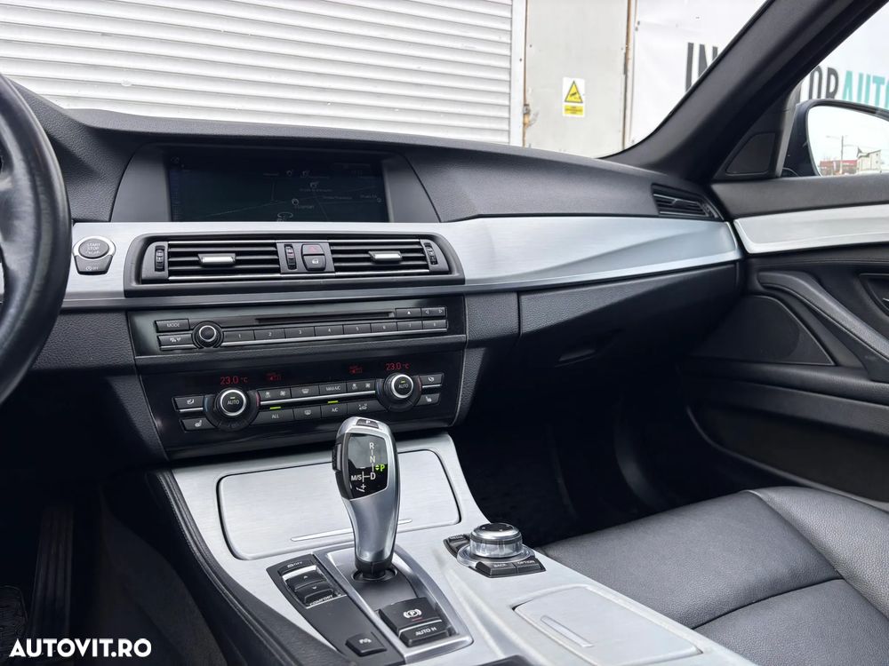 BMW Seria 5 ver-520d-aut- - 30