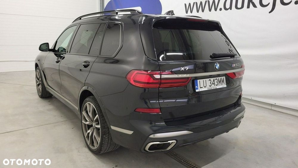 BMW X7 M50i sport - 8