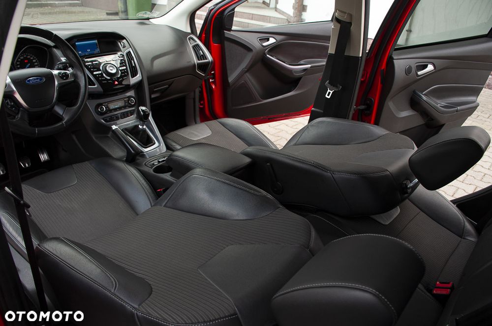Ford Focus 1.6 EcoBoost Start-Stopp-System Titanium - 30