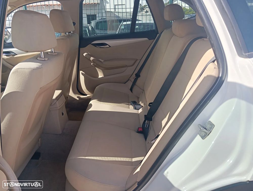 BMW X1 20 d sDrive - 14