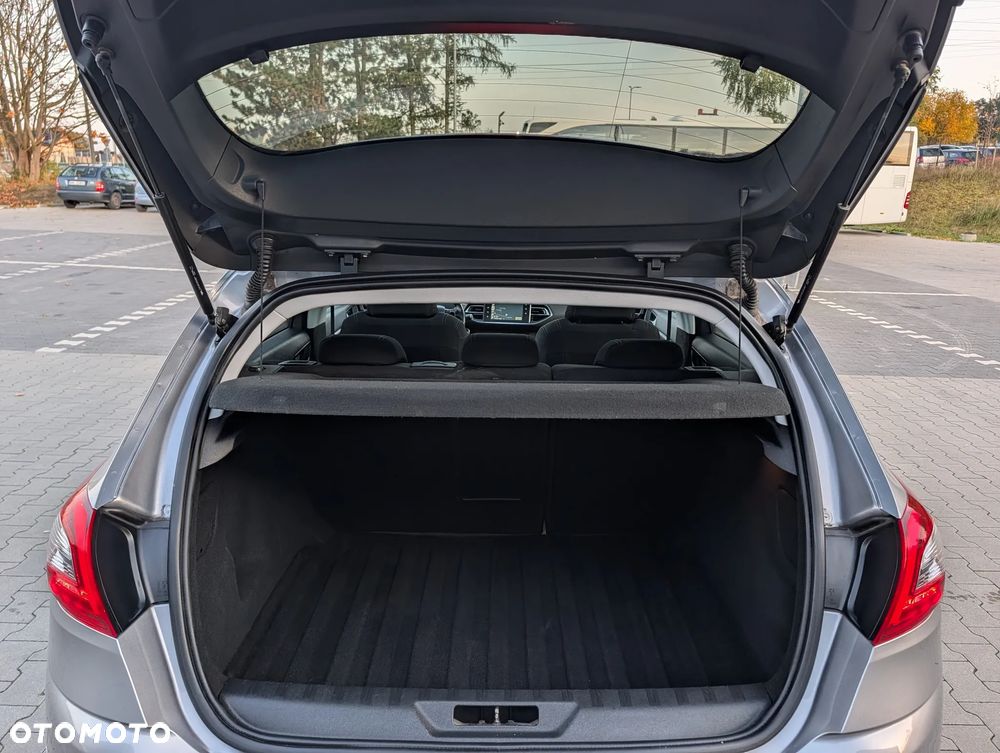 Peugeot 308 1.6 THP Allure - 21
