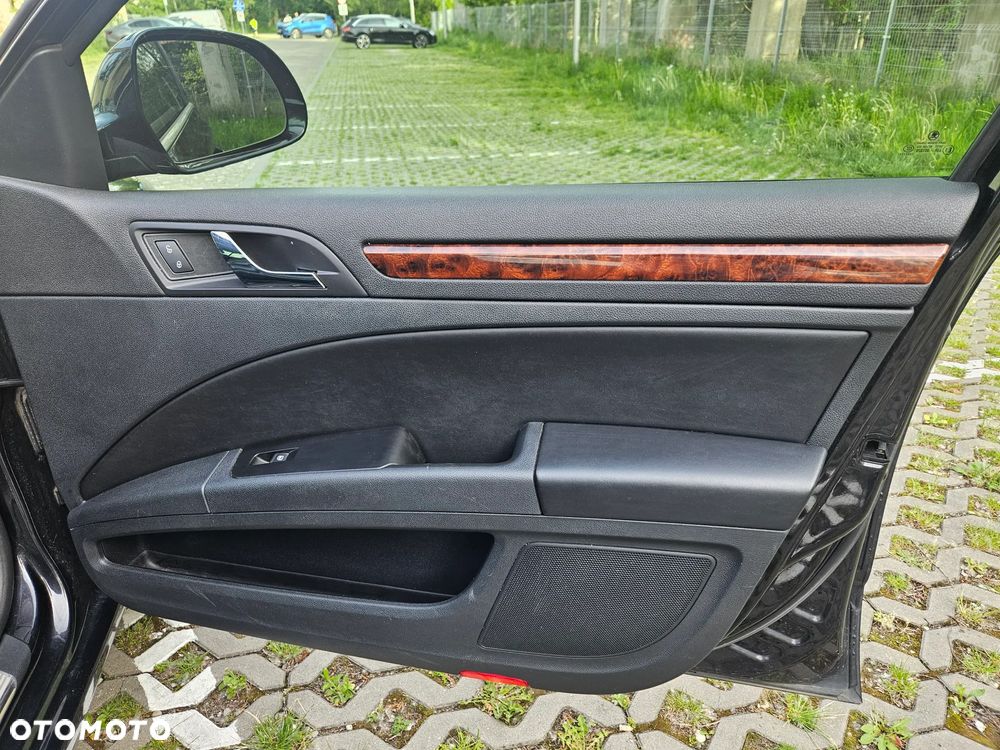Skoda Superb 2.0 TDI DSG Elegance - 21