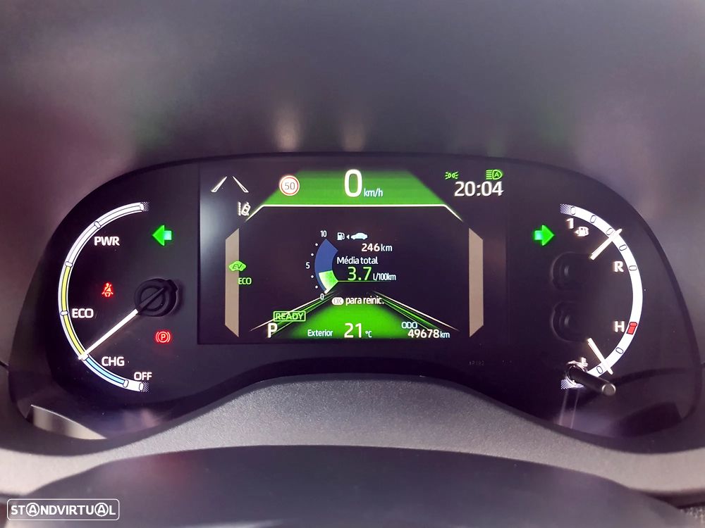 Toyota Yaris Cross 1.5 HDF Comfort Plus - 60