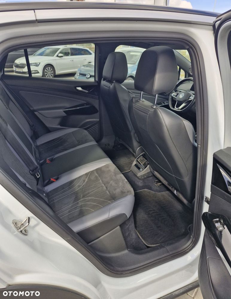 Volkswagen ID.5 - 12