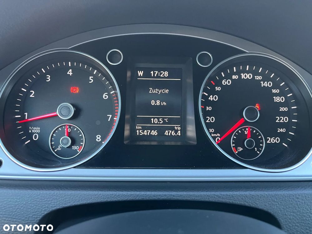 Volkswagen Passat 1.8 TSI Trendline - 2