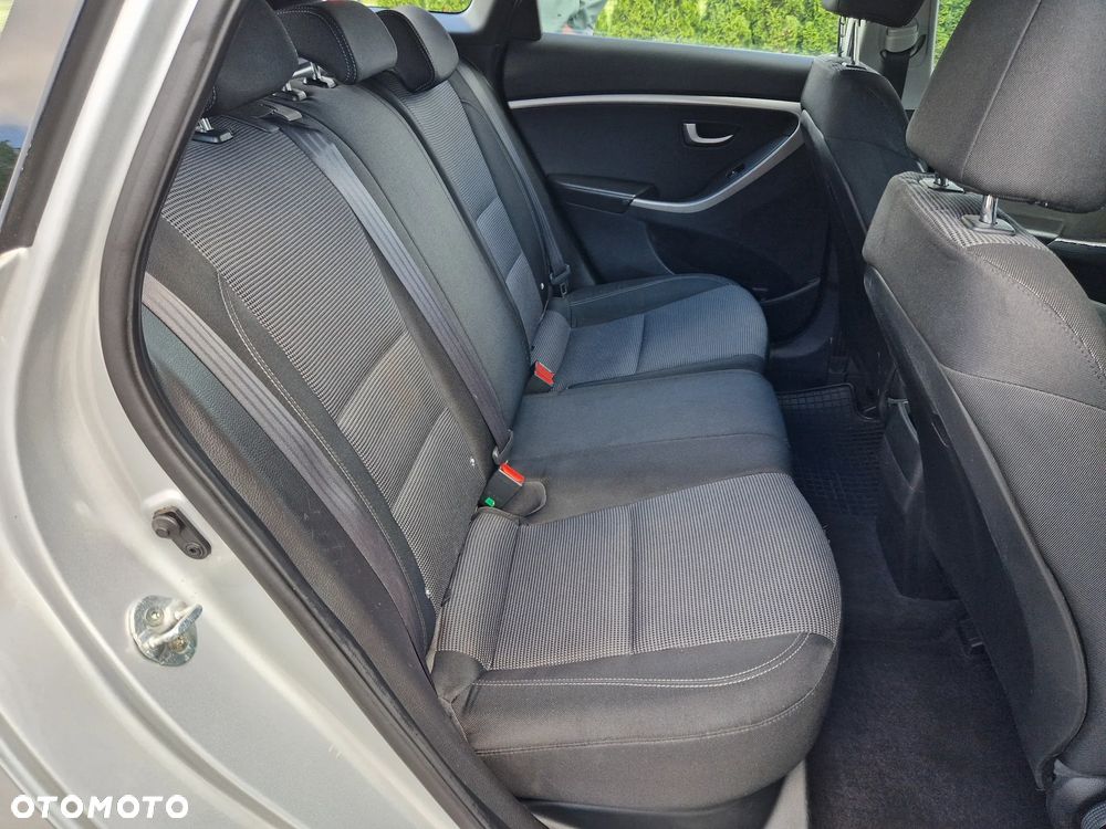 Hyundai i30 1.4 CRDi Comfort - 16