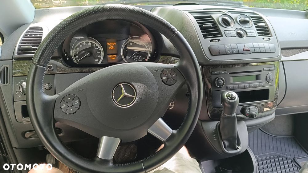 Mercedes-Benz Viano - 26