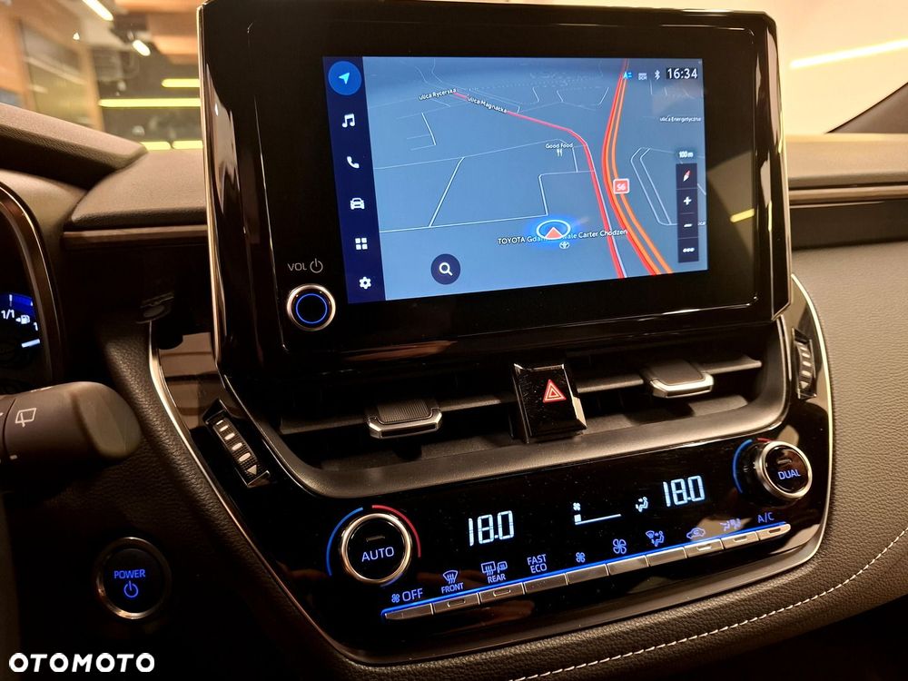 Toyota Corolla 2.0 Hybrid Trek - 15