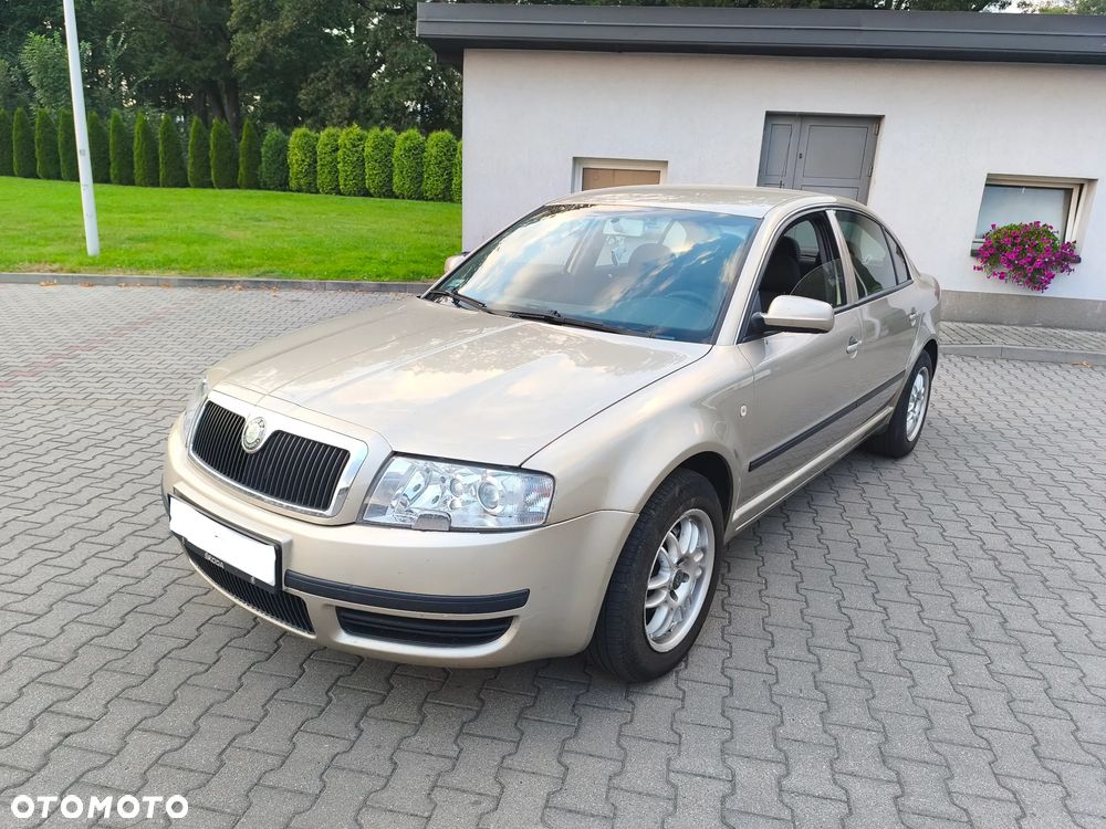 Skoda Superb 1.8T Comfort - 1