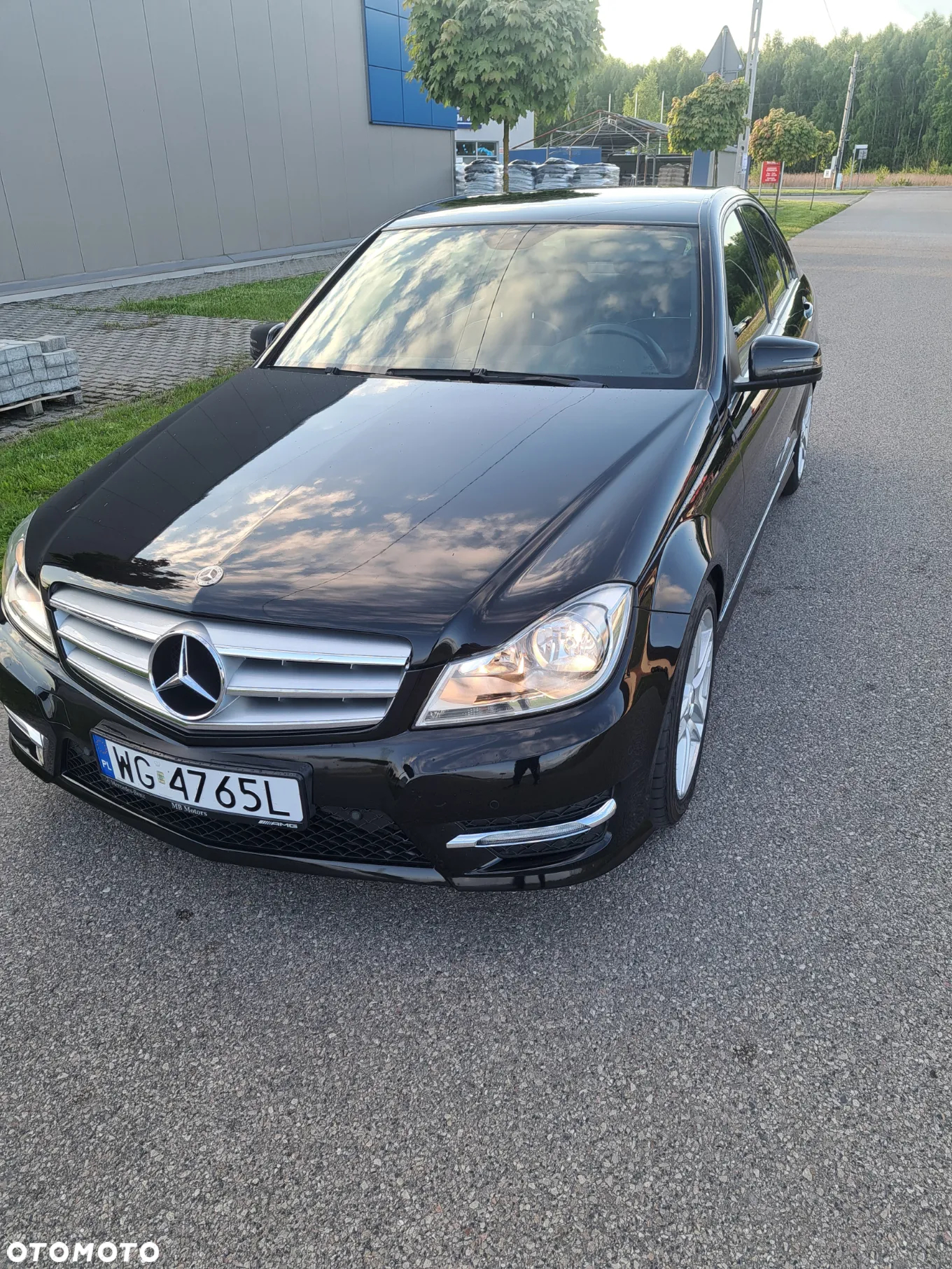 Mercedes-Benz Klasa C 180 T CDI DPF (BlueEFFICIENCY) Avantgarde - 2
