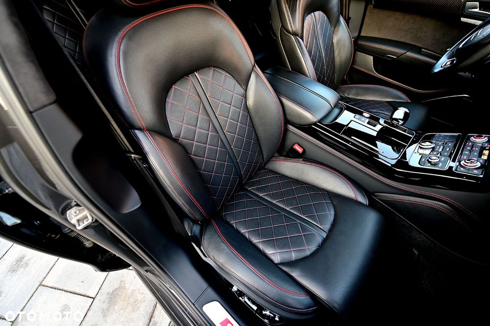 Audi S8 - 21