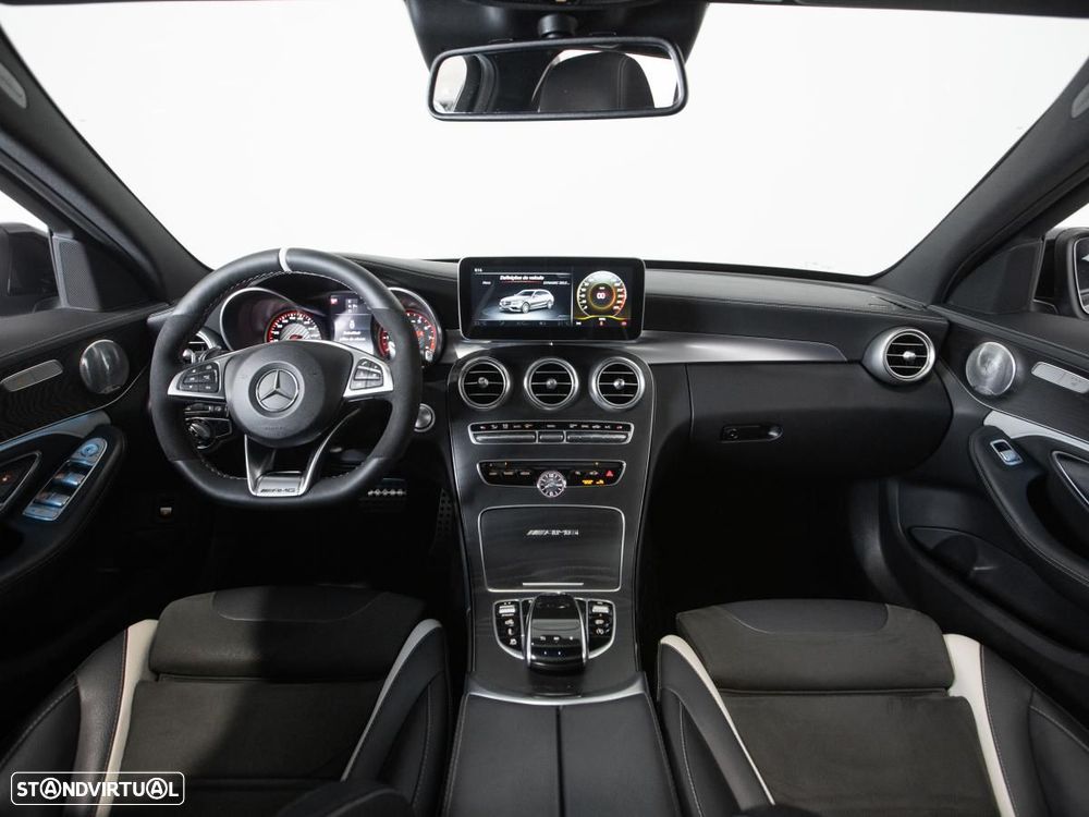 Mercedes-Benz C 63 AMG S - 10