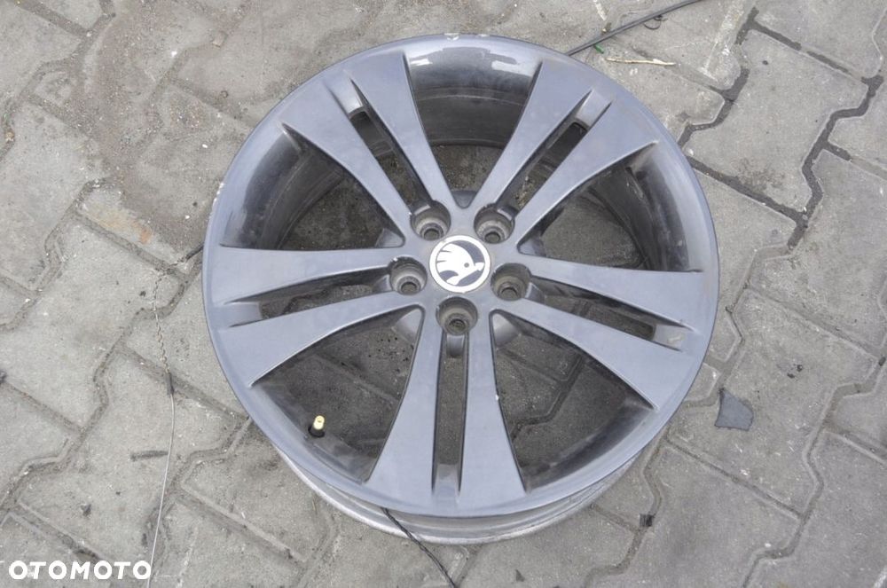SKODA  FELGA 7.0 x 17 ET 41 5J0601025HA - 1