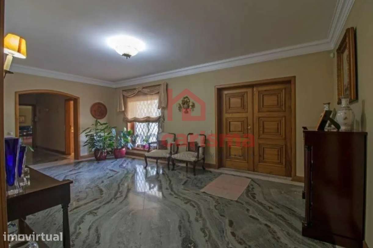 Moradia T4 de Luxo com Piscina Interior Aquecida em Vila das Aves, San - Grande imagem: 4/20