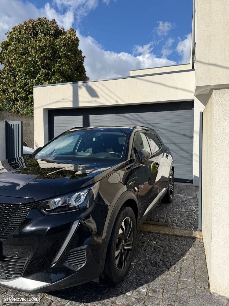 Peugeot e-2008 Allure - 2
