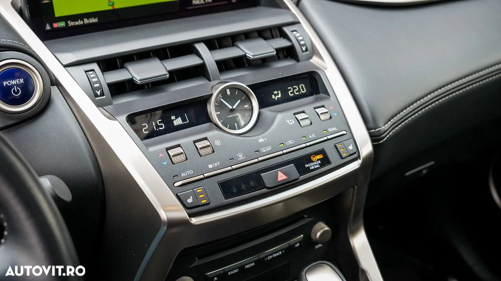 Lexus Seria NX 300h AWD F Sport - 16