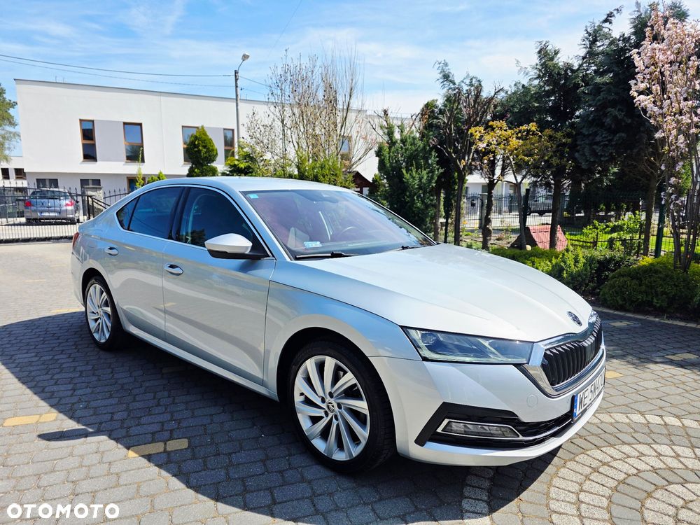 Skoda Octavia 2.0 TSI 4x4 Style DSG - 8