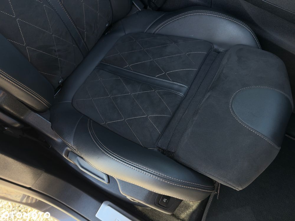 Peugeot 3008 BlueHDi 180 Stop & Start EAT8 GT - 15