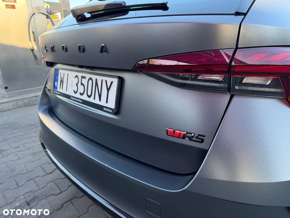 Skoda Octavia 2.0 TSI RS DSG - 18