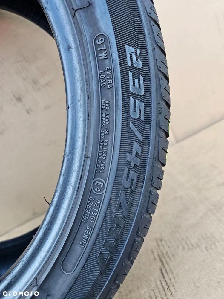 (O86) 235/45ZR17 97W 5,7mm 18r XL / Austone Athena SP-701 - 10