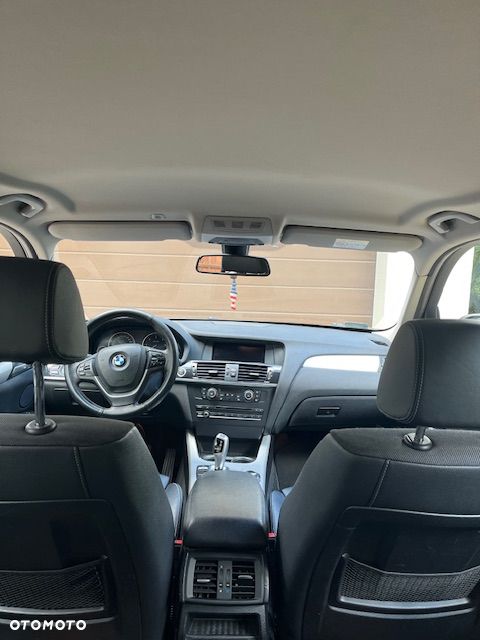 BMW X3 xDrive20d - 12