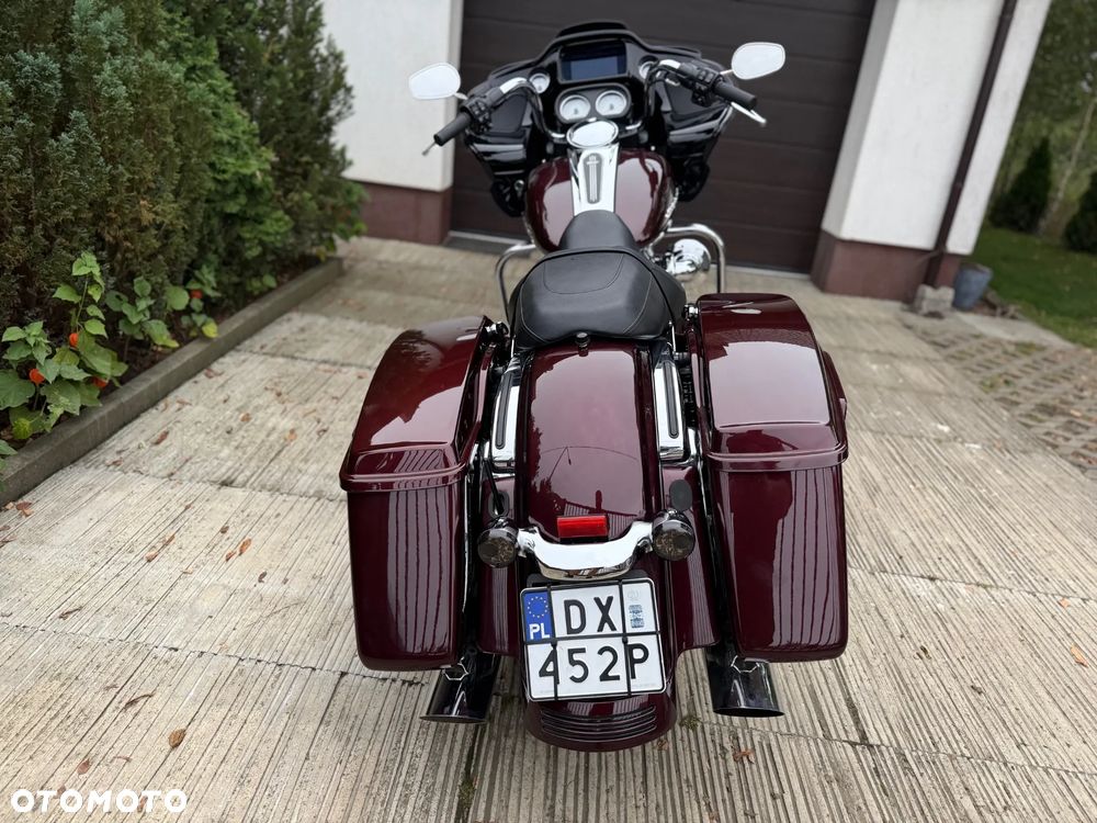 Harley-Davidson Touring Road Glide - 4