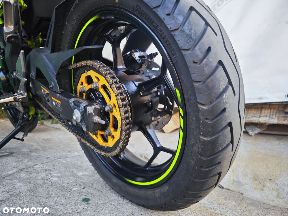 Kawasaki Z - 7