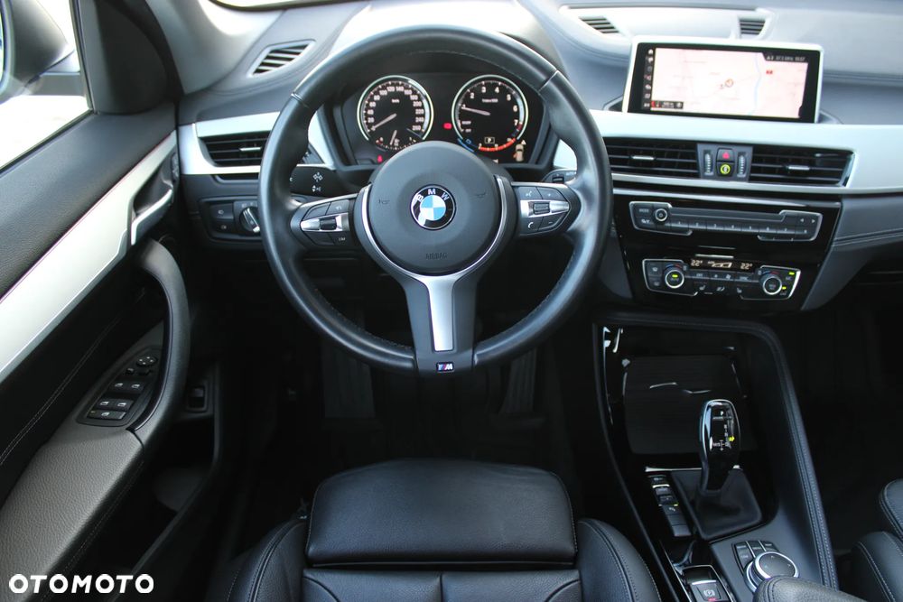 BMW X1 sDrive18i xLine - 12