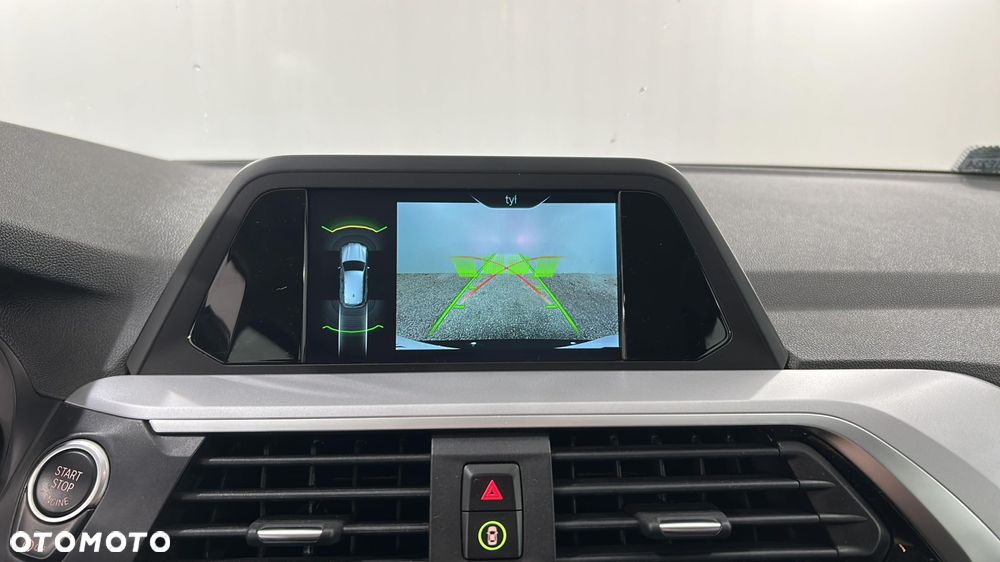 BMW X3 xDrive20d - 21