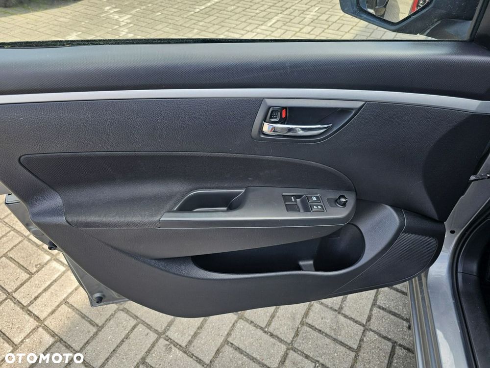Suzuki Swift 1.2 Comfort Plus - 26