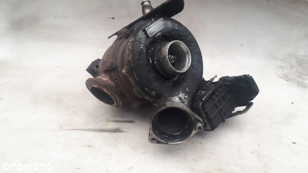 BMW E60 3.0 D Turbina GT2260V 7794259H 758351-5