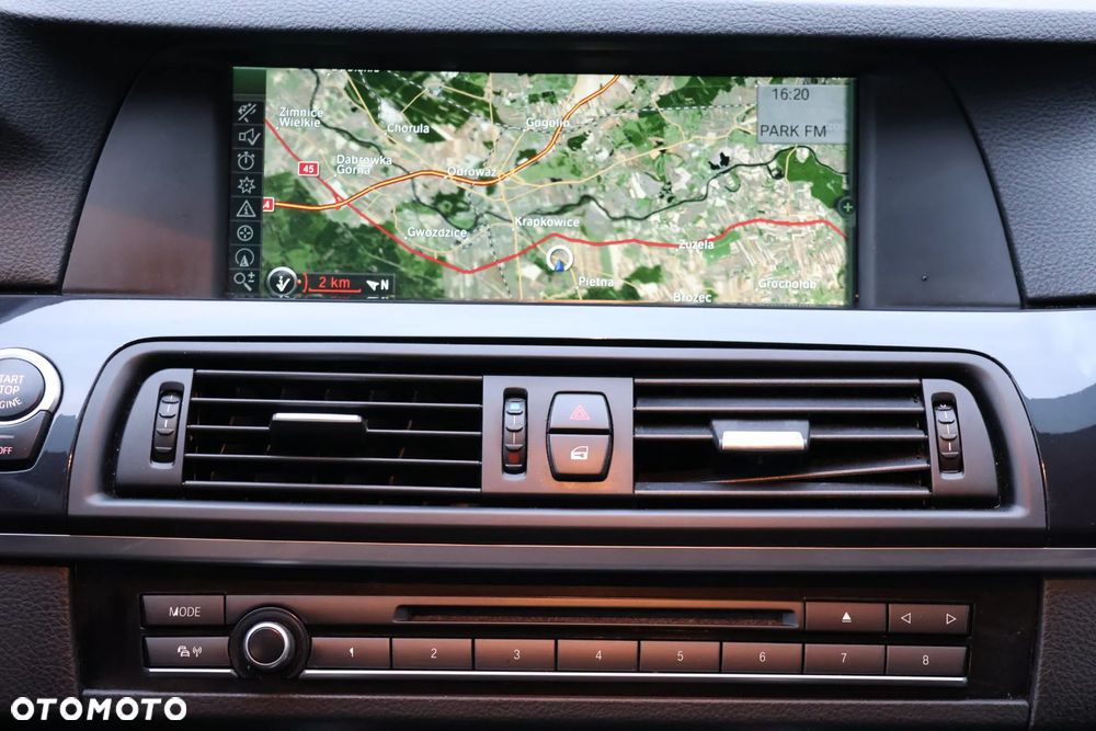 BMW Seria 5 525d xDrive Luxury Line - 6