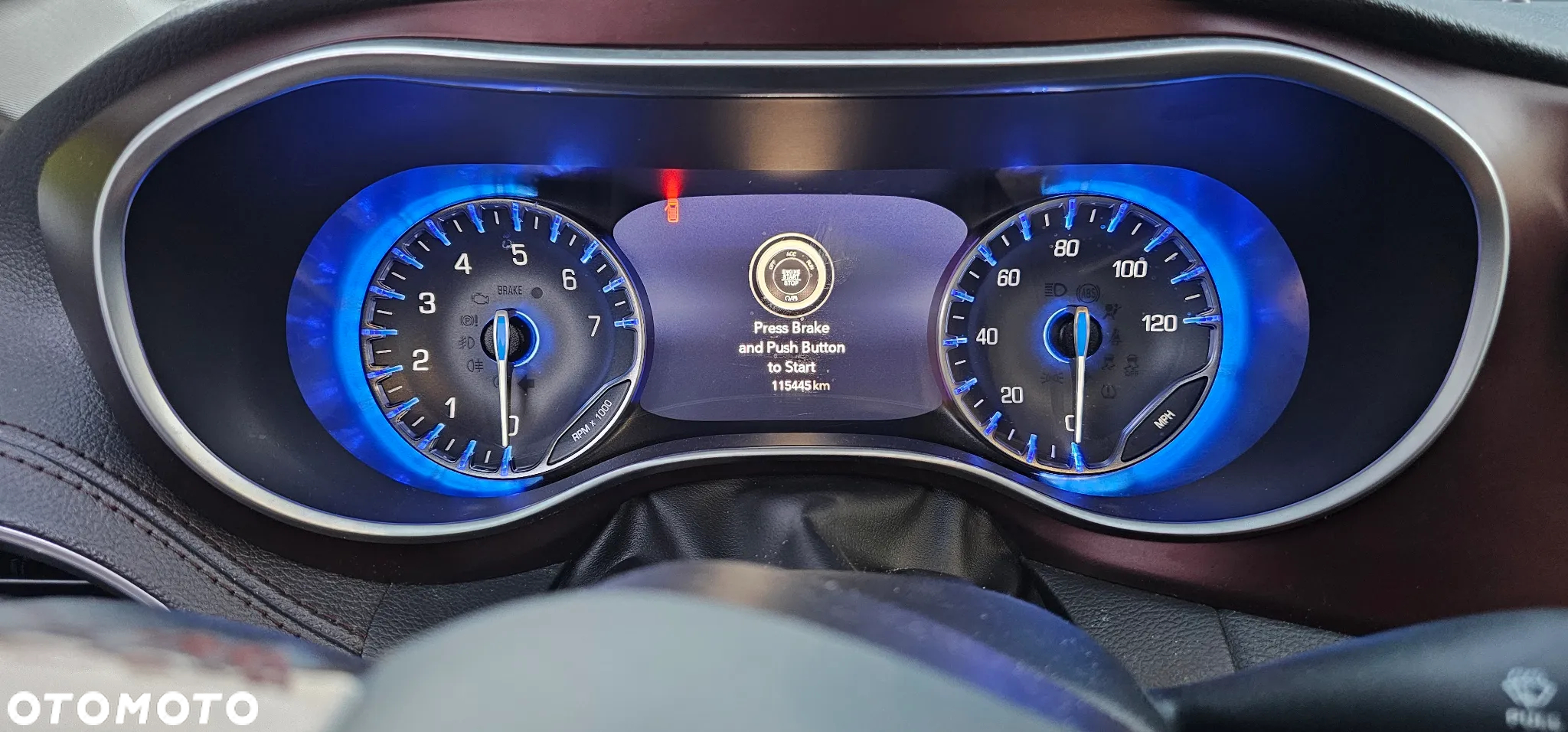 Chrysler Pacifica - 7
