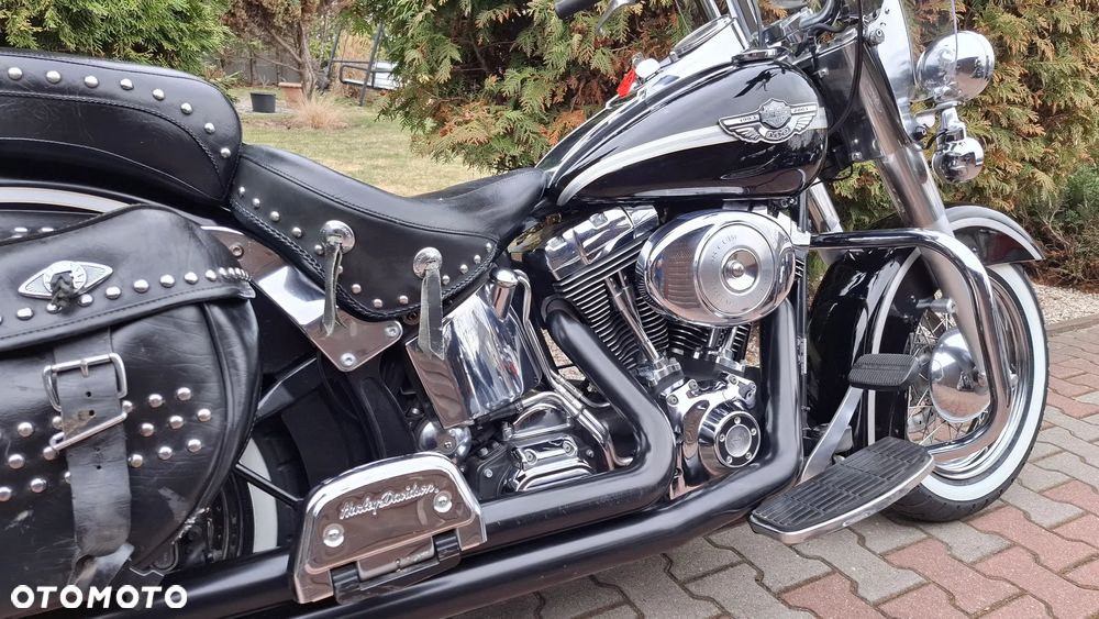 Harley-Davidson Softail Heritage Classic - 14