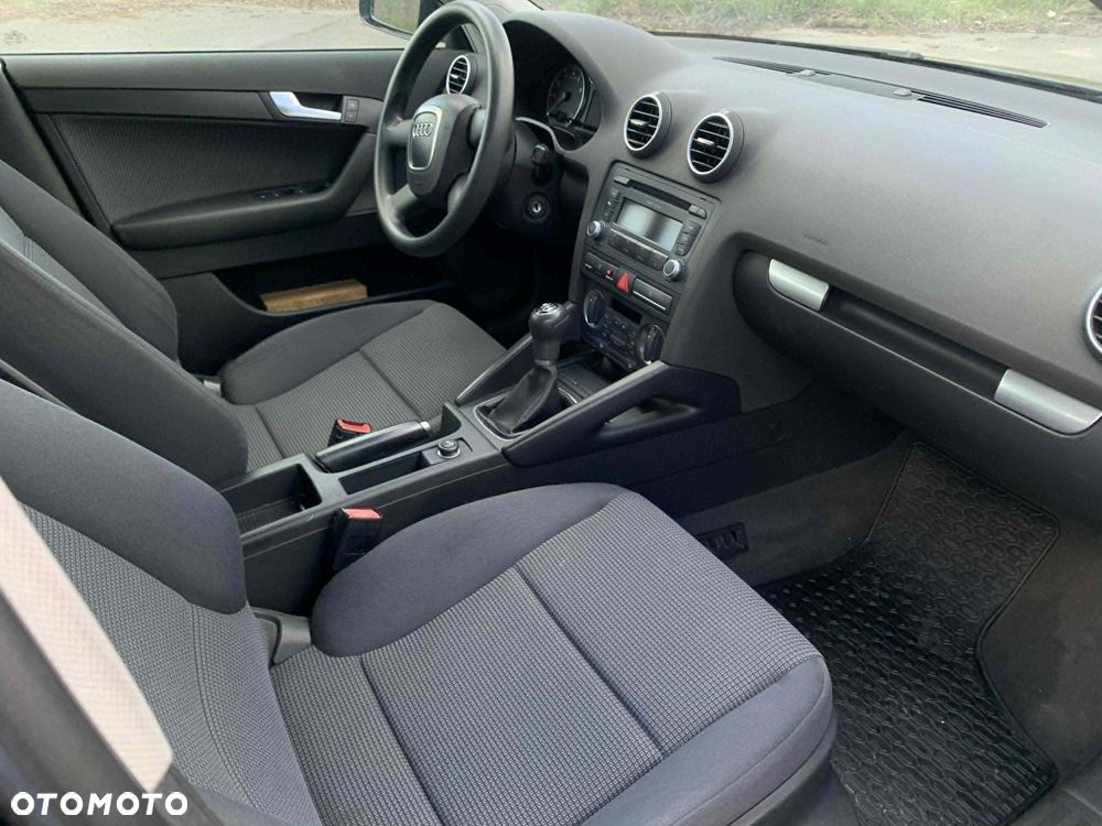 Audi A3 Sportback - 12