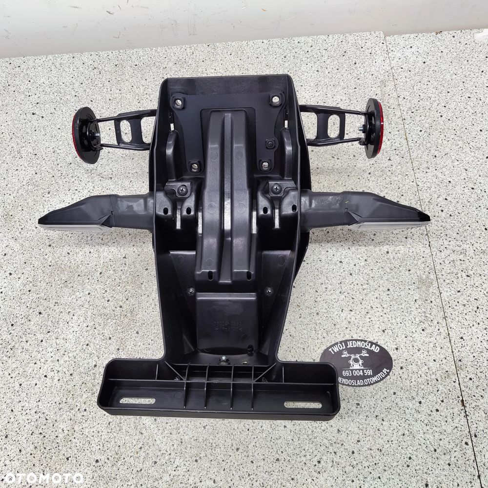 Mocowanie, podświetlanie tablicy rejestracyjnej, ogon, kierunkowskazy Kawasaki Z900 RS Z 900RS Z900RS Z 900 RS - 17