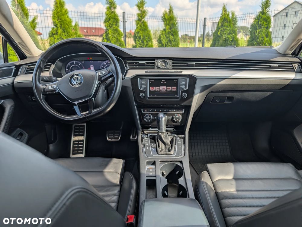 Volkswagen Passat 2.0 TDI BMT 4Mot Highline DSG - 14