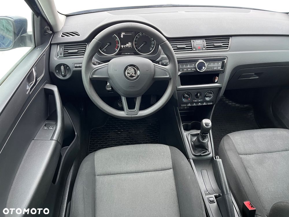 Skoda RAPID 1.2 TSI Ambition - 10