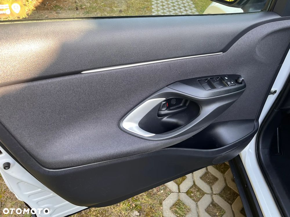 Toyota Yaris Cross ver-hybrid-1-5-premiere-edition-awd - 16