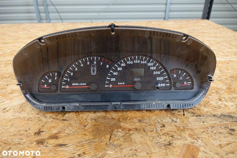 LICZNIK  PRĘDKOŚCIOMIERZ  FIAT MAREA 99R 6063349904, 46747707 - 1