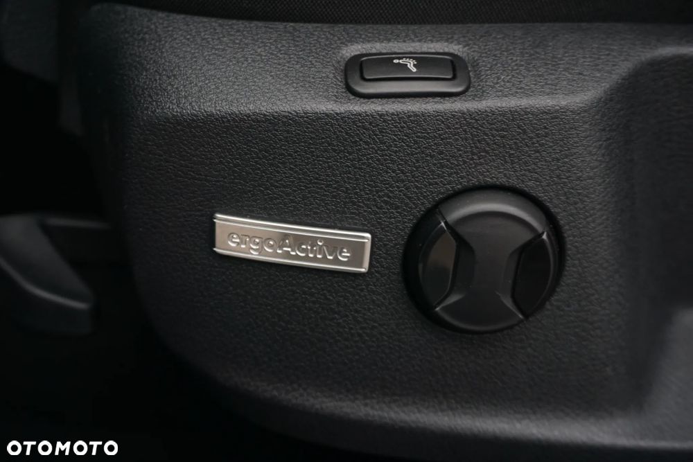 Volkswagen Golf 1.5 TSI ACT OPF BlueMotion Highline - 36