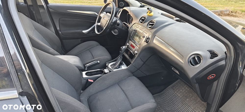 Ford Mondeo 2.0 TDCi Ghia - 5