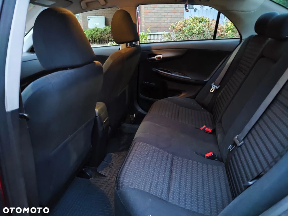 Toyota Corolla 1.6 VVT-i Terra - 24