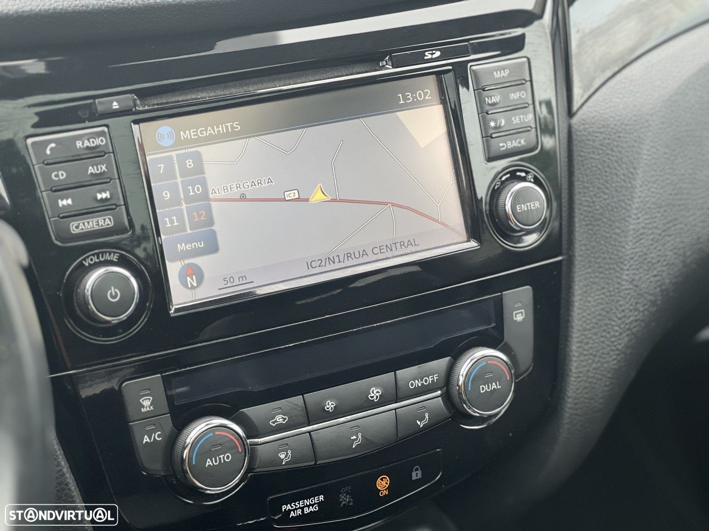 Nissan Qashqai 1.2 DIG-T Tekna Premium Pele S Alcantara - 11