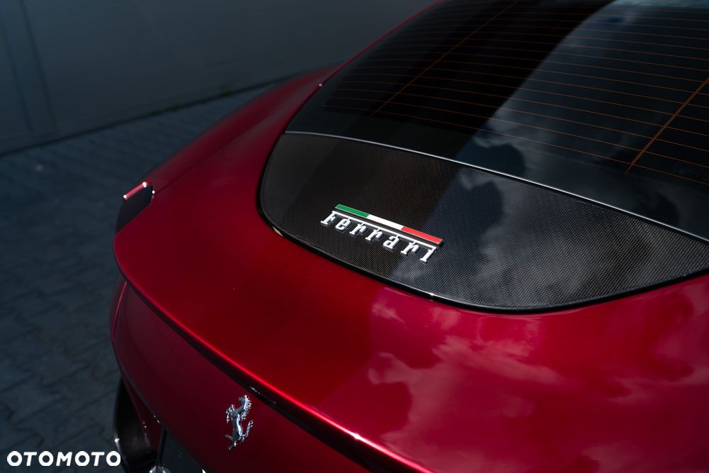 Ferrari Roma - 17
