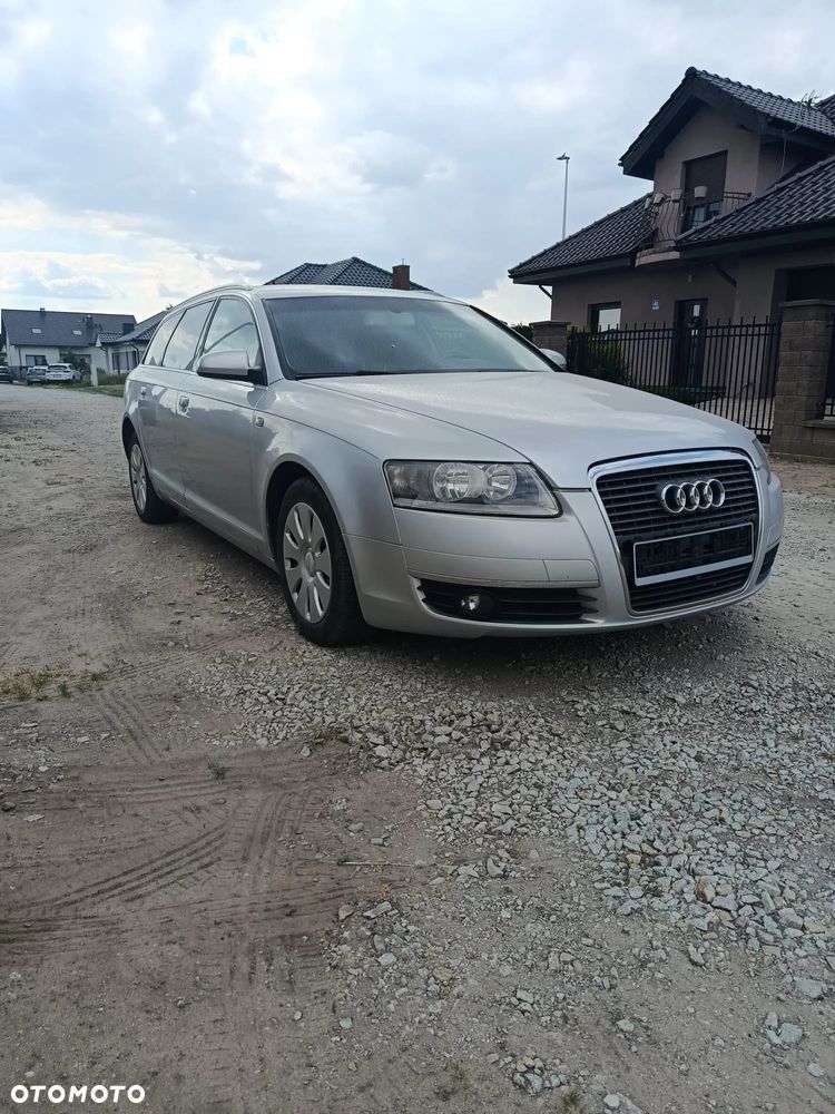 Audi A6 Avant - 1