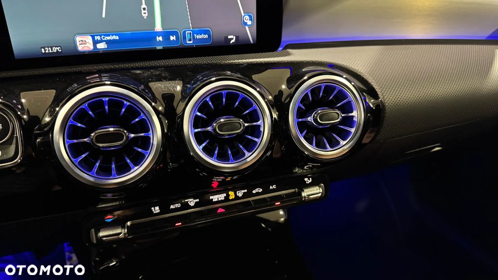 Mercedes-Benz Klasa A 200 AMG Line 7G-DCT - 26